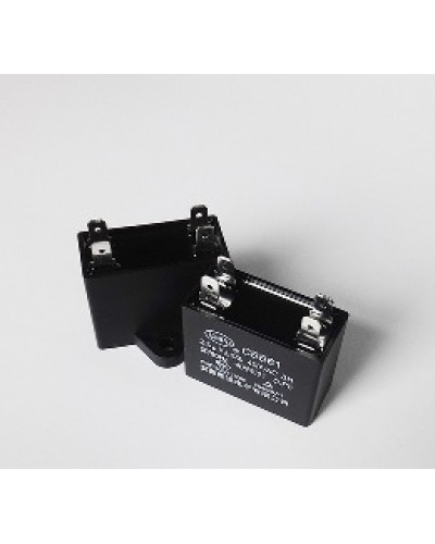 Купити Конденсатор 2.5 mF CBB61 450VAC, квадратний