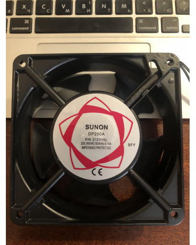 Купити Вентилятор для зварювального апарату металевий 220-240VAC 0,14A розміри 120*120*38