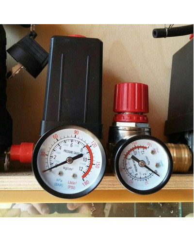 Купити Автоматика для компресора в зборі мала 220 вольт, 3 вихід