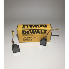 Щітка графітова з відстрілом DeWALT 6,3x10 для болгарки D28110, D28112, D28402, D28402N