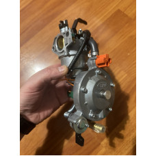 ЯПОНІЯ Газовий редуктор генератора 5 кВт, вакуумна заслінка (карбюратор бензин-газ) 