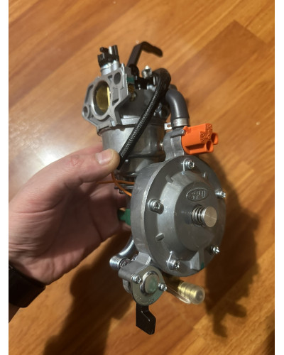 Купити ЯПОНІЯ Газовий редуктор генератора 5 кВт, вакуумна заслінка (карбюратор бензин-газ) 